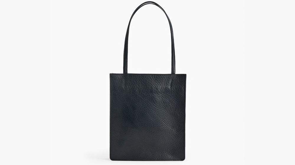 Magazine Tote Abatanada Negra